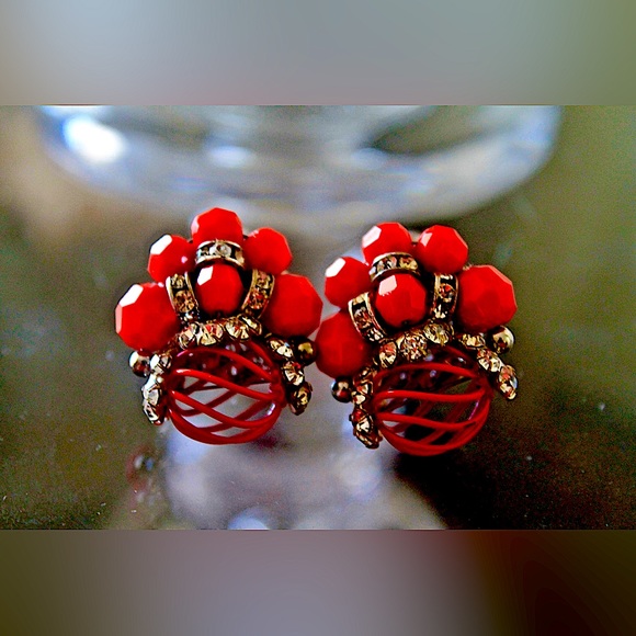 VENDOME 2 STRAND NECKLACE & EARRINGS RED SILVER VINTAGE CRYSTAL - Picture 7 of 10